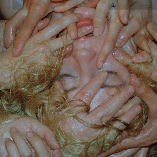 Contact { vinyl }